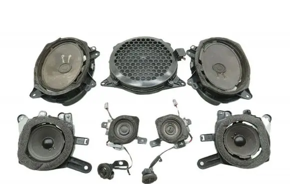 Lexus SC 430 Subwoofer speaker 861600W450