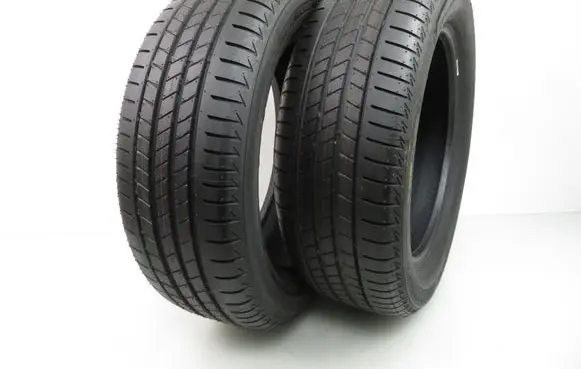 Volkswagen Golf V R16 summer tire 