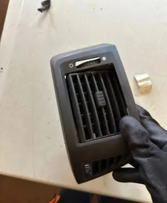 Peugeot Boxer Dash center air vent grill S385800