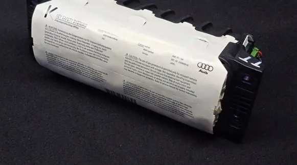 Audi TT TTS Mk2 Passenger airbag 8J0880202B