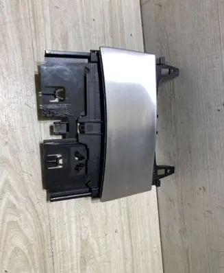 Mercedes-Benz C W204 Ashtray (front) A2046801350
