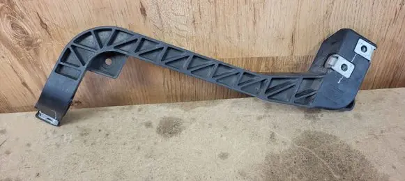 Mercedes-Benz GLS X166 Radiator support slam panel bracket A1666263731