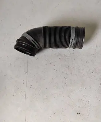 Volkswagen Caddy Air intake hose/pipe 1K0129684B 446148DE