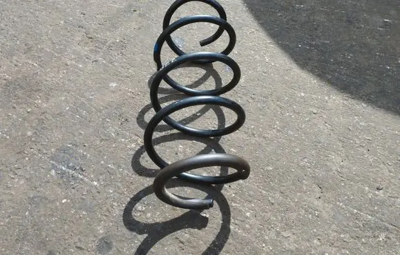Renault Megane II Rear coil spring