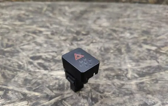 Nissan Tiida C11 Hazard light switch 06019