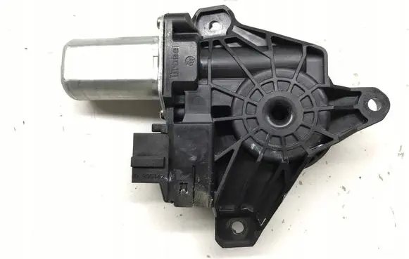 Mercedes-Benz E W213 Front door window regulator motor A2139060602