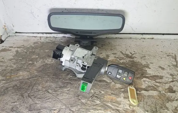 Volvo XC90 Engine ECU kit and lock set 8626324 30658232 E11015469