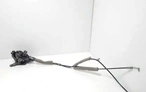 Nissan Navara D40 Tailgate lock latch 