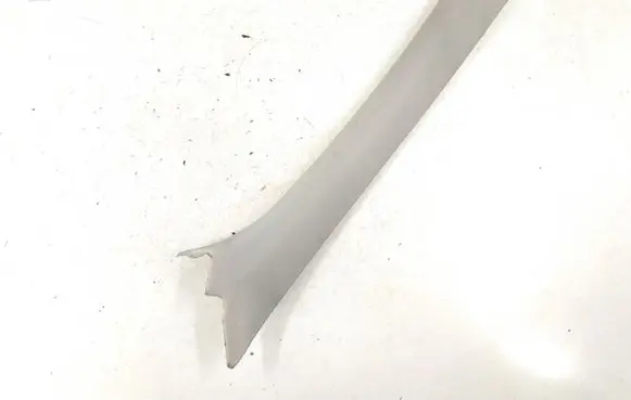 Mercedes-Benz C W204 (A) pillar trim DALISID3811 2046902126 A2046902126