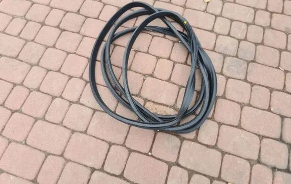 Renault Captur II Rubber seal loading door 