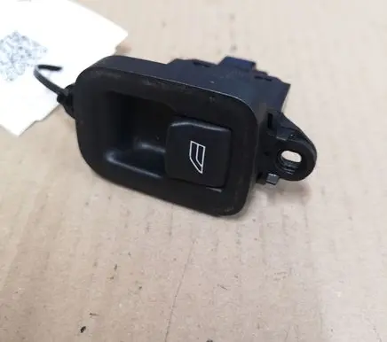 Volvo V50 Electric window control switch 30658449