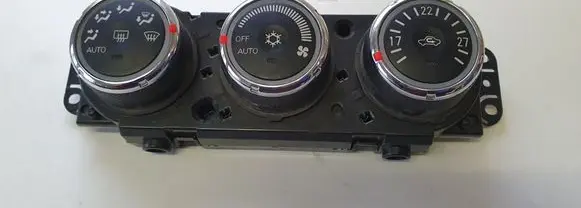 Mitsubishi Outlander Climate control unit