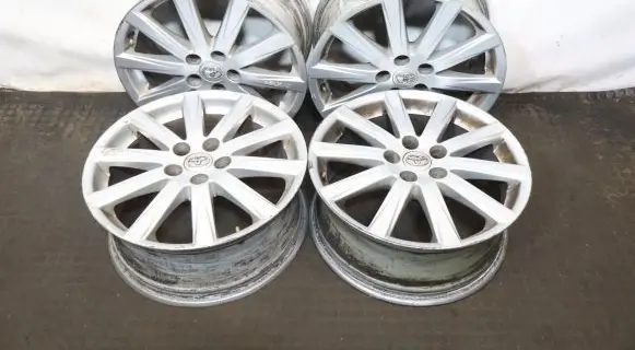 Toyota Avensis T270 R18 alloy rim 