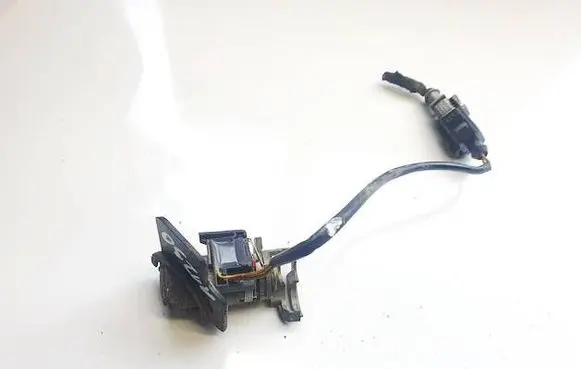 Skoda Superb B5 (3U) Tailgate exterior lock 1J0973703