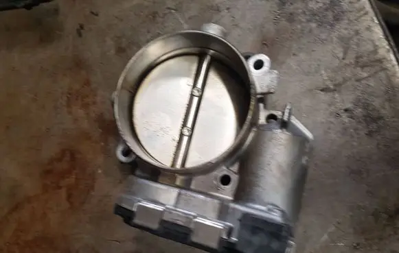 Mercedes-Benz ML W164 Engine shut-off valve A2731410325 0280750182 1062