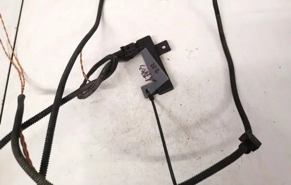 Volkswagen Touareg I Antenna control unit 3d0909133e