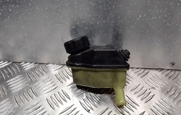 Volvo V50 Power steering fluid tank/reservoir 4N513531DC