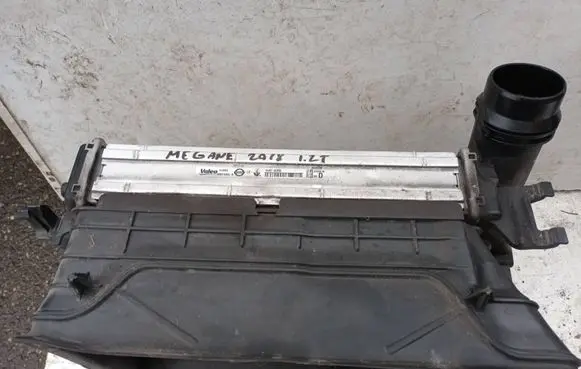 Renault Megane IV Intercooler radiator
