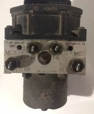 Ford Mondeo Mk III ABS control unit/module 1S712M110AE 0265222045
