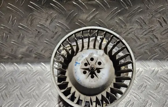 Volvo 440 Heater fan/blower 5048653
