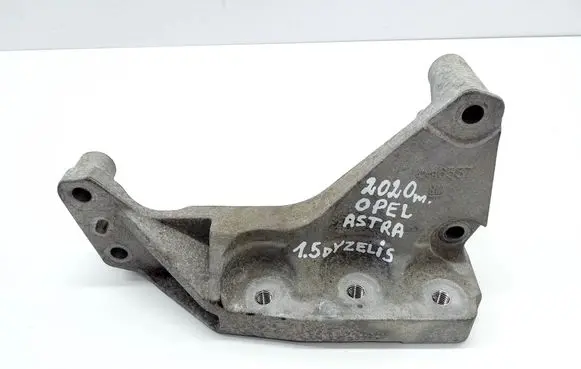 Opel Astra K Engine mounting bracket 42496557