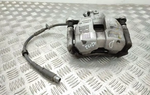 Peugeot 2008 II Front brake caliper 9836308080