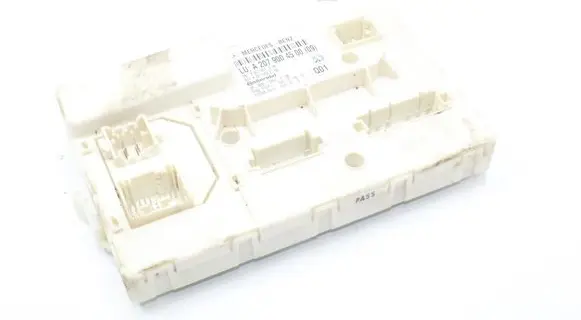 Mercedes-Benz E A207 Convertible roof control unit A2079011500 A2079022700