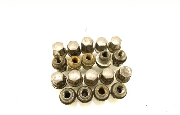 Jeep Grand Cherokee Nuts/bolts 