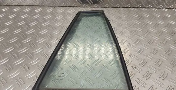 Toyota Verso Rear vent window glass 43R00097