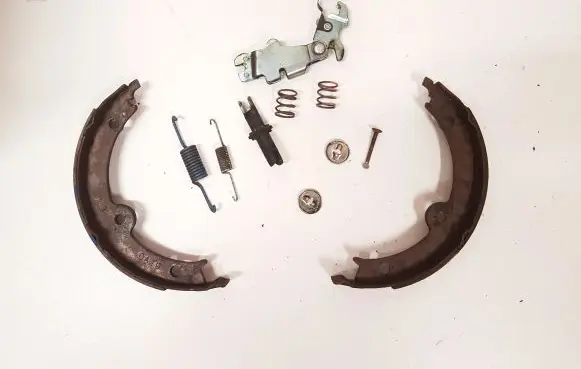 Lexus GS 300 350 430 450H Handbrake/parking brake pads 4653030020 4660150011 4740532010