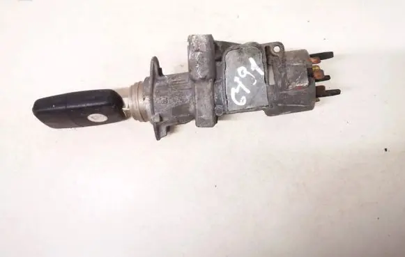 Audi A6 S6 C5 4B Ignition lock 4b0905851b