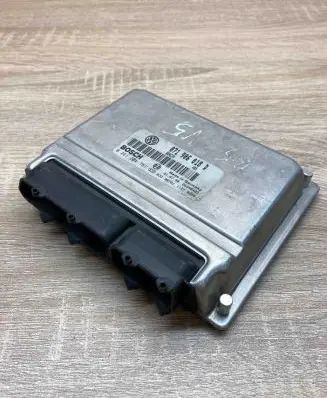 Volkswagen PASSAT B5 Engine control unit/module ECU 071906018D 0261204751
