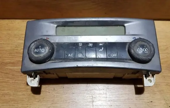 Renault Laguna II Climate control unit 8200181132