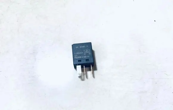 Mitsubishi Colt Other relay mb953382 050332a
