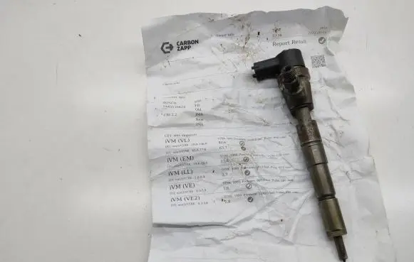 Opel Insignia A Fuel injector 0445110423