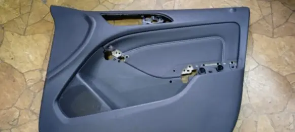 Mercedes-Benz B W246 W242 Front door card panel trim JC2008659