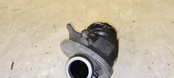 Mercedes-Benz C W204 Intake resonator A6460981007