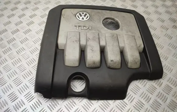 Engine cover (trim)