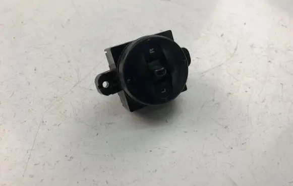 KIA Picanto Other switches/knobs/shifts 9353007000