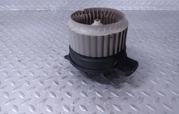 Audi A8 S8 D4 4H Heater fan/blower 4H1820021B
