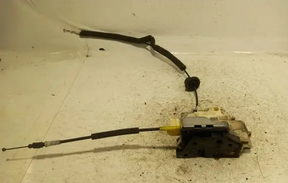 Audi A5 8T 8F Front door lock 8J2837015A