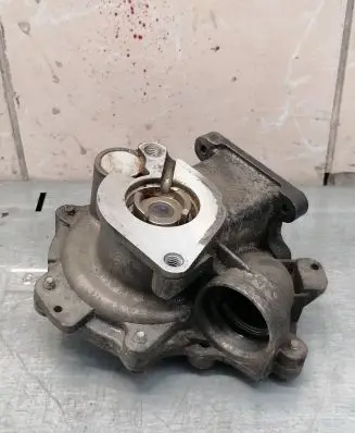 BMW 1 E81 E87 Power steering pump 7500594