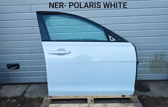 Jaguar XF X260 Front door T8348 C8C9E