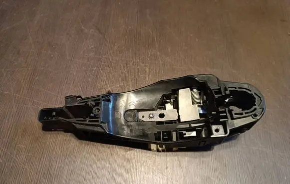 Front door interior handle