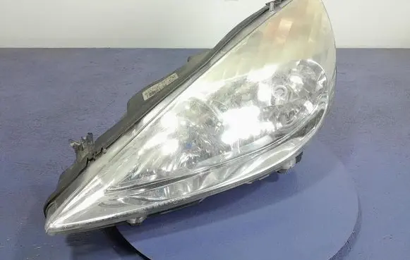 Peugeot 607 Headlight/headlamp 9654670980