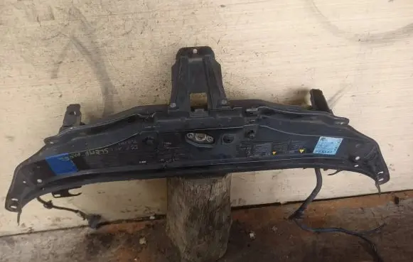 Renault Espace - Grand espace IV Top upper radiator support slam panel