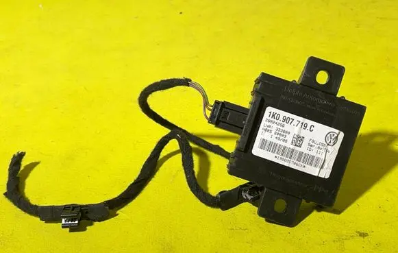 Audi A3 S3 8P MPM control module RZ1R5P5K1