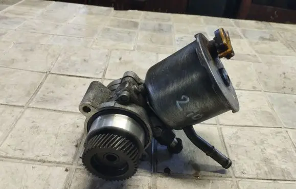Mazda Premacy Power steering pump