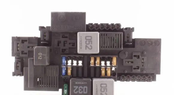 Mercedes-Benz C W205 Fuse module A2229063701