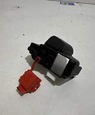 BMW 5 G30 G31 Other engine bay part BMPP97J 586509 8793045